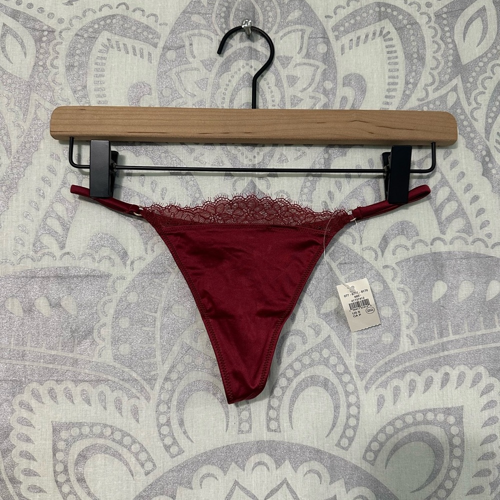 Nwt $10 Aerie American Eagle Show Off Shine Lace String Thong Panty Cherry Red S